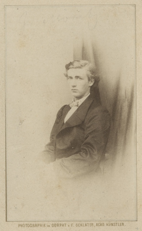 Korporatsiooni "Livonia" liige Erwin Moritz, portreefoto