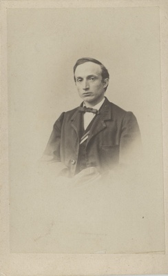 Korporatsiooni "Livonia" liige Friedrich Luetze, portreefoto  duplicate photo