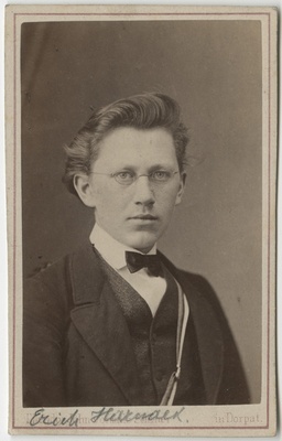 Korporatsiooni "Livonia" liige Erich Harnack, portreefoto  duplicate photo