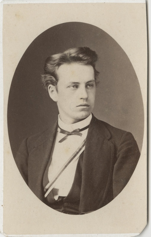 Korporatsiooni "Livonia" liige Friedrich Rambach, portreefoto