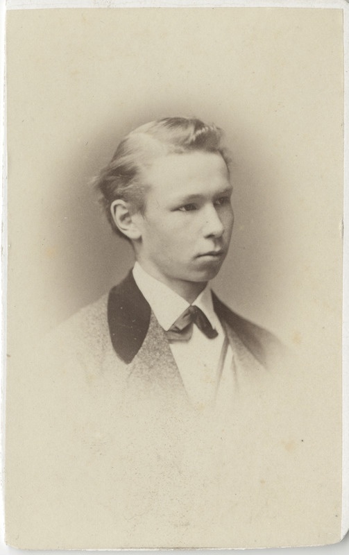 Korporatsiooni "Livonia" liige Hermann von Struve, portreefoto