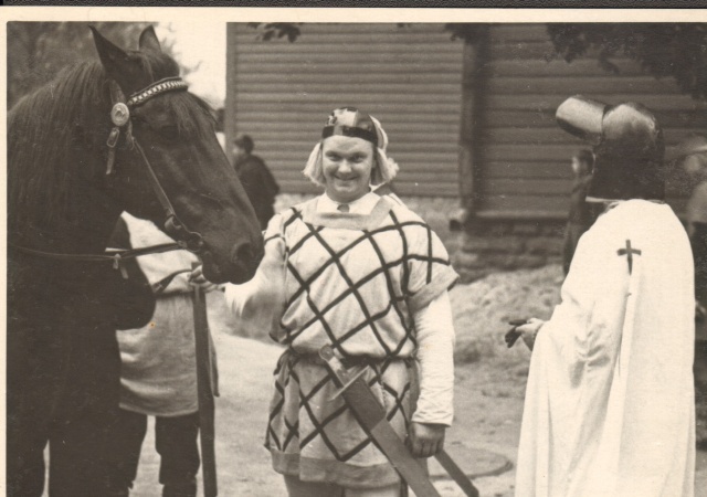foto Silver Anniko vabaõhuetendus Ristirüütlid Paide 1969