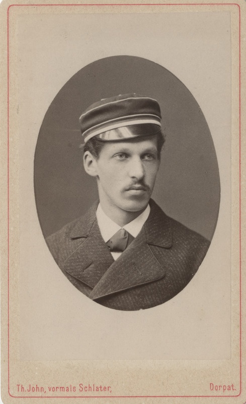Korporatsiooni "Livonia" liige Arnold von Tideböhl, portreefoto
