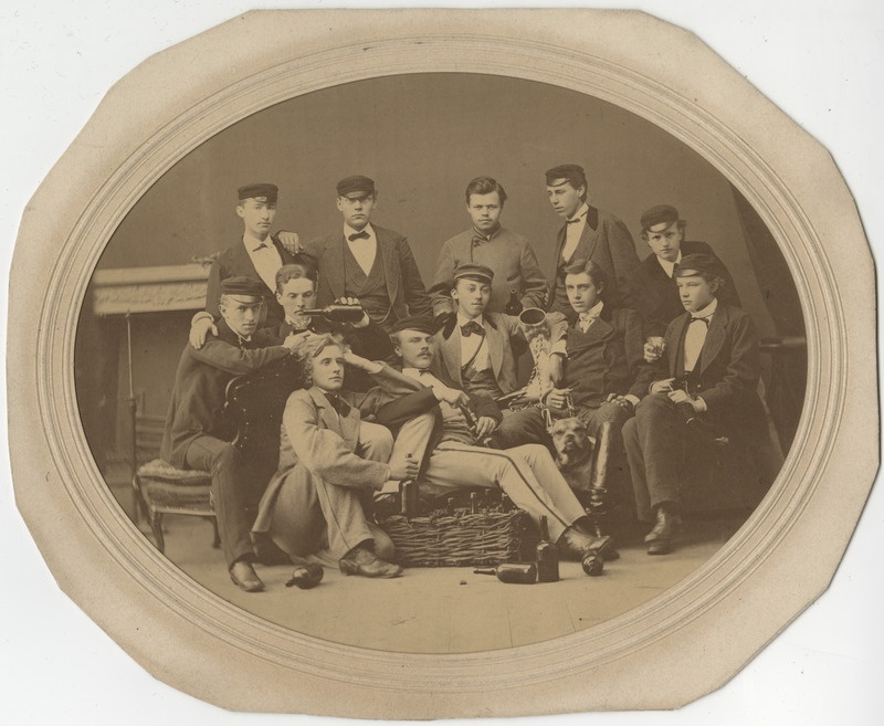 Korporatsiooni "Livonia" 1874. a II semestri rebasecoetus koos oldermanniga, grupifoto