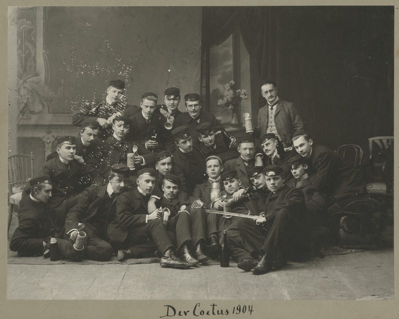 Korporatsiooni "Livonia" 1904. a II semestri rebasecoetus koos oldermanniga, grupifoto