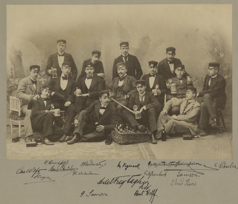 Korporatsiooni "Livonia" 1899. a II semestri rebasecoetus oldermanniga, grupifoto