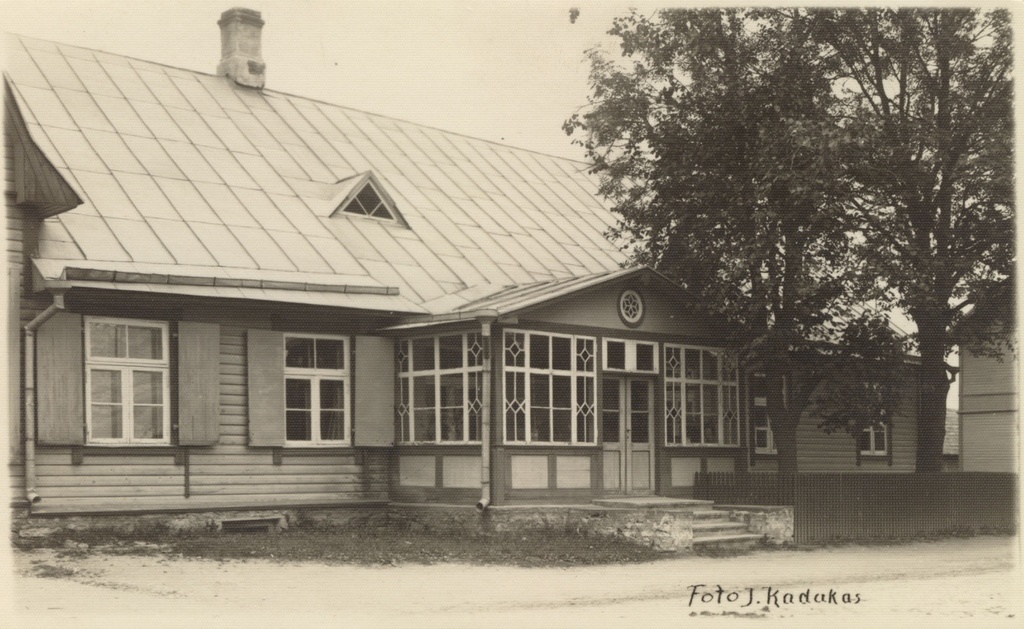 Georg Lurichi sünnimaja Väike-Maarjas