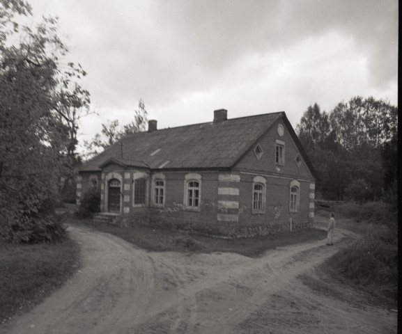 Viljandi County Halliste County