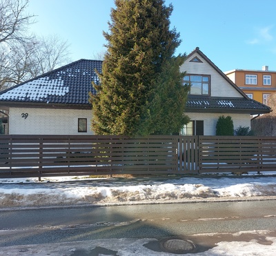 Pelgulinn: Lenderi tüüpi elamu Rohu 29 välisuks rephoto