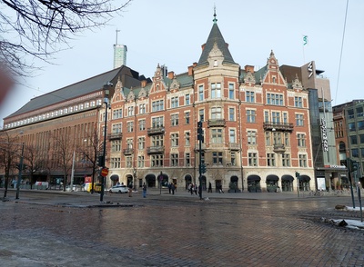 Argos. Helsingfors, hörnet av Norra esplanaden och Mannerheimvägen (urspr. Östra Henriksgatan). rephoto