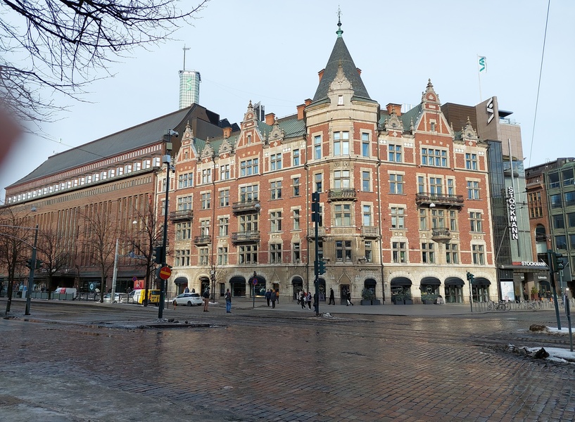 Argos. Helsingfors, hörnet av Norra esplanaden och Mannerheimvägen (urspr. Östra Henriksgatan). rephoto
