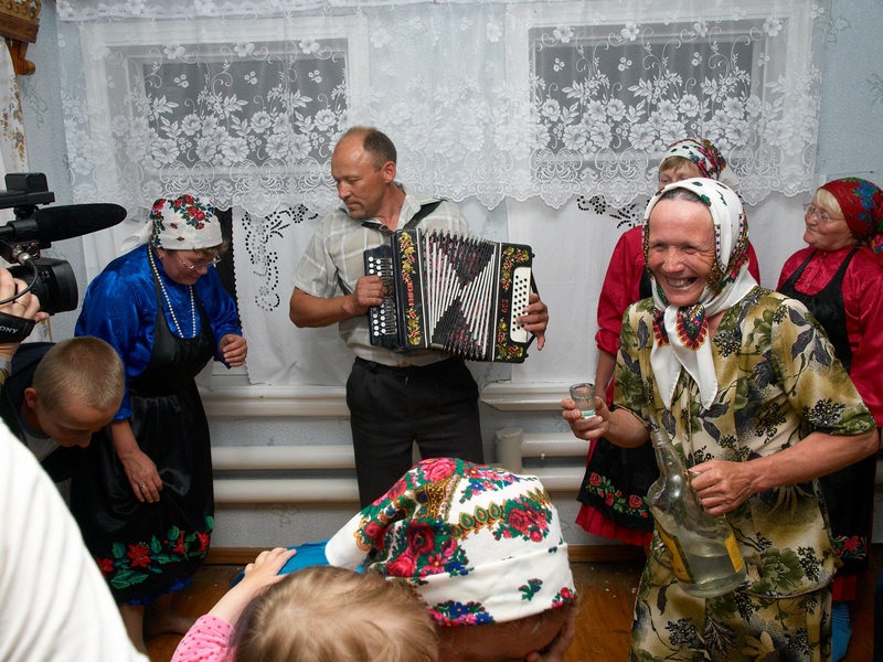 Sõjaväkke saatmine (udmurdi tavand).