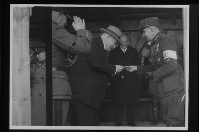 Soome president P.E. Svinhufvud külaskäigul Tallinnas.  similar photo