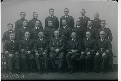 Grupp Eesti armee 10. pataljoni mehi.  duplicate photo