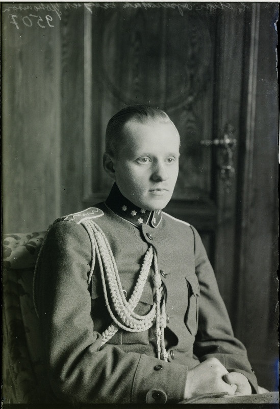 Vabadussõda. 2. diviisi staabi operatiivadjutant kapten Eduard Johannson.
