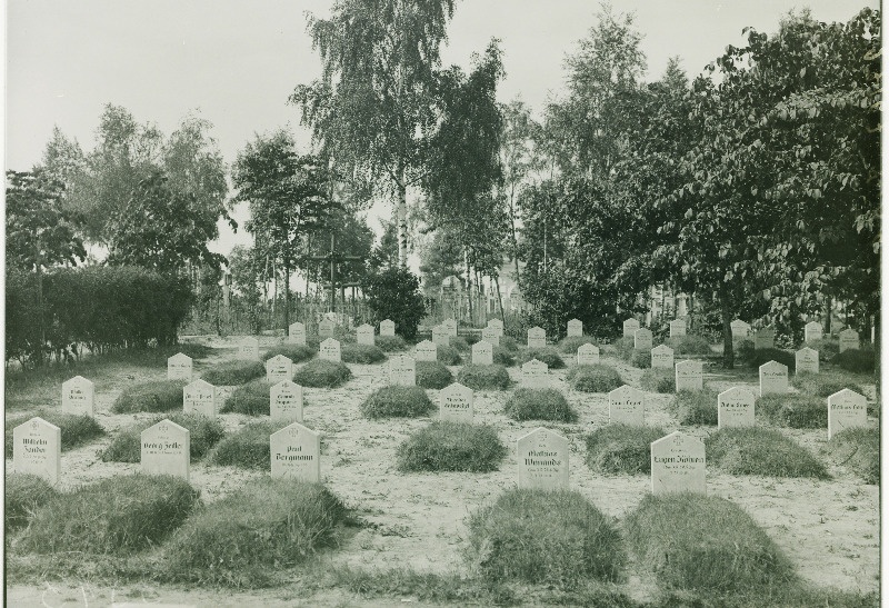 I maailmasõjas 1918 langenud ja surnud Saksa keisriarmee sõdurite hauad Tallinna garnisoni (Kaitseväe) kalmistul.