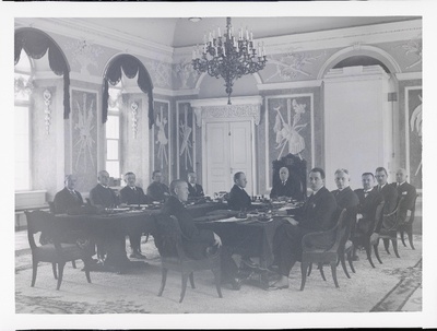 Riigivanem Jaan Teemanti kolmas valitsus (4.märtsist 1927 kuni 9.detsembrini 1927).  similar photo