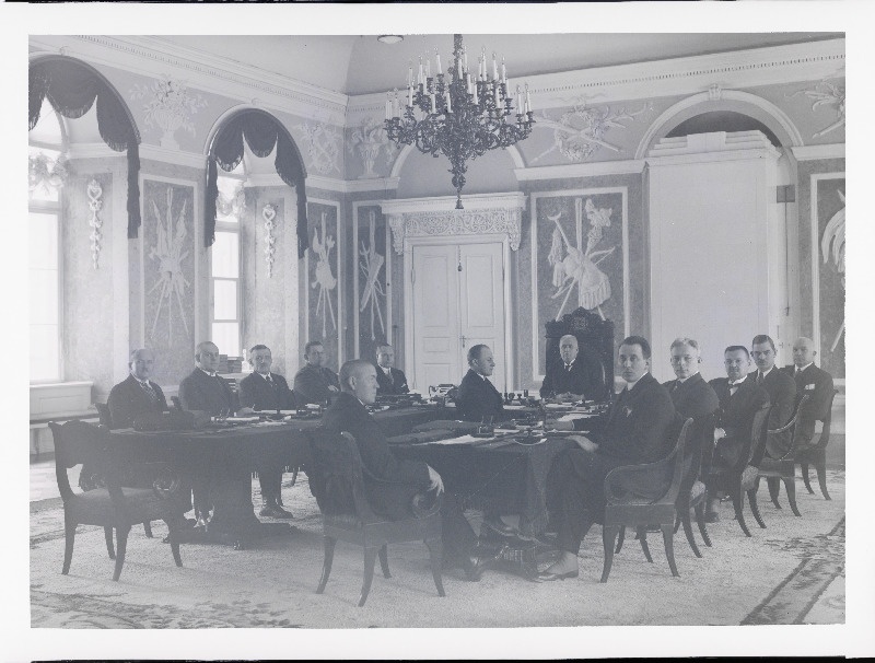 Riigivanem Jaan Teemanti kolmas valitsus (4.märtsist 1927 kuni 9.detsembrini 1927).