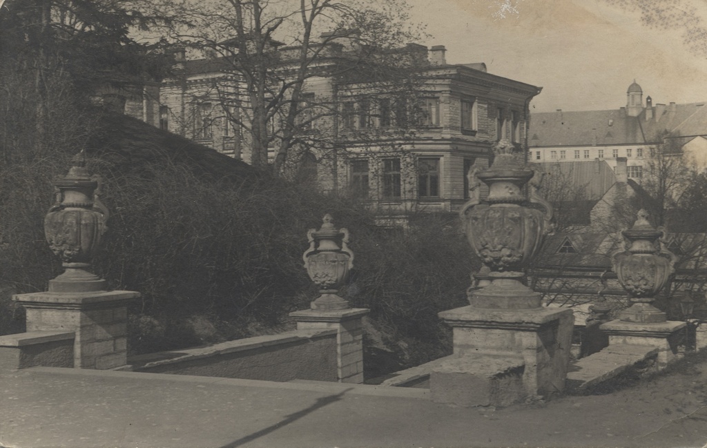 [Tallinn] : [Harjumäe stairs]