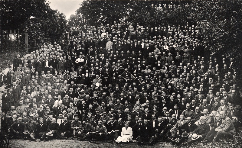 Eesti Rahvuskongressist osavõtjad Tallinnas.