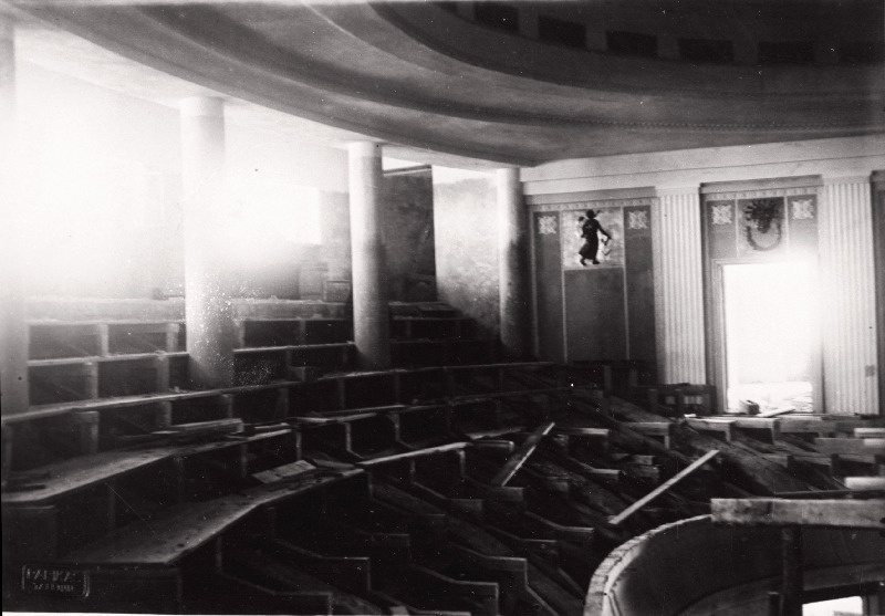 Estonia teatrisaali siseviimistlustööd.