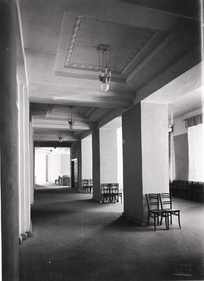 Estonia kontserdisaali jalutusruum.  duplicate photo