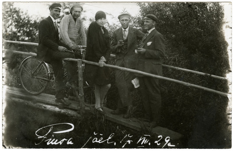 Seltskond Piusa jõel