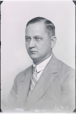 Kask, Oskar - Eesti omavalitsuse ja poliitikategelane, 1926.a.III ja IV Riigikogu liige.  duplicate photo