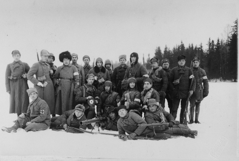 Vabadussõda. Laiarööpalise soomusrongi nr.1 dessantroodu sõdurid.