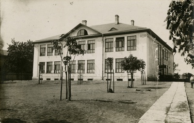 Koolihoone Tallinnas, hävinud, külgfassaadi vaade. Arhitekt Georg Hellat  duplicate photo