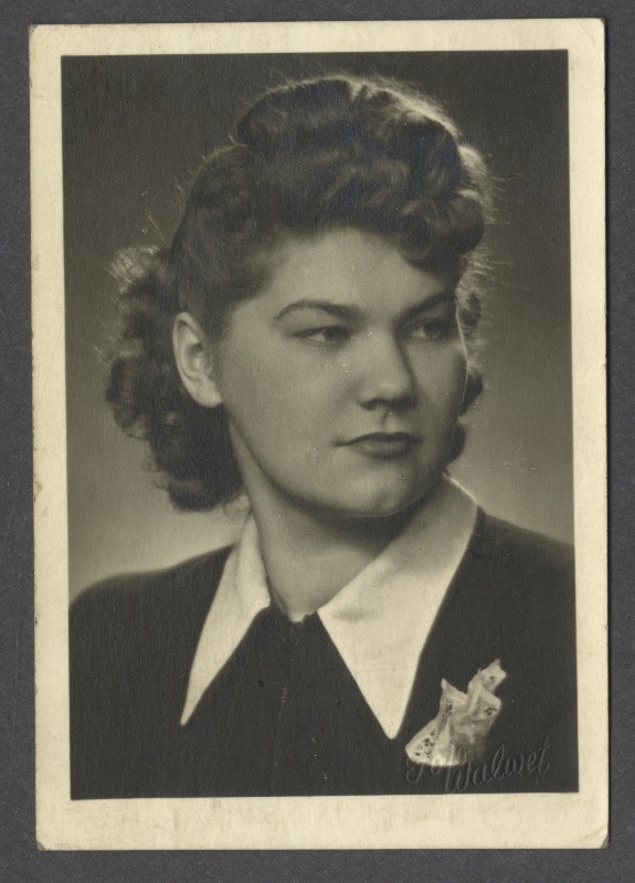 Tundmatu naine (Elisabeth Kiis?)