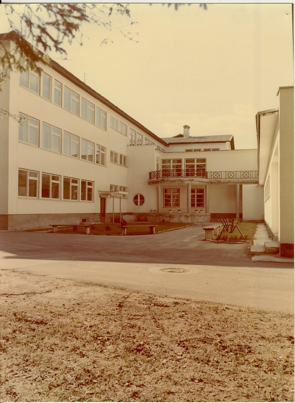 värvifoto, Türi 2 Keskkool 1989.a.