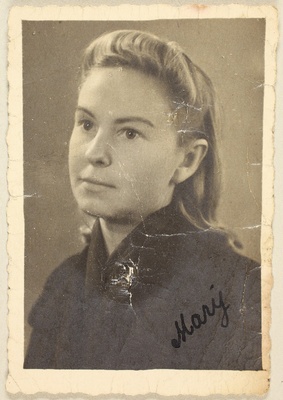 Mihkel Viljakult arreteerimisel ära võetud foto Mari Soosalu`st  duplicate photo