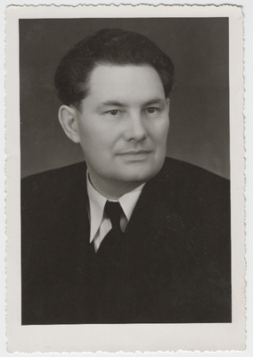 Oskar Olvik (1914-1977, vaimulik)  duplicate photo