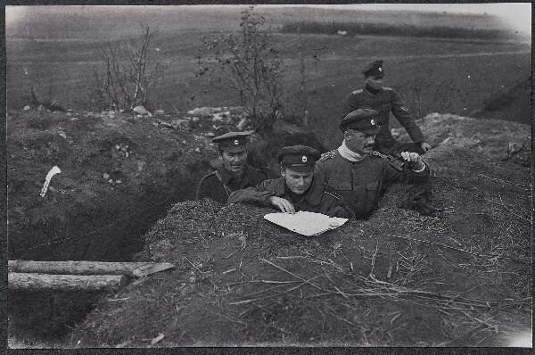 foto, Meie suurtükitule vaatepunkt, Pihkva frondil, Irboska liinil, Holohelnaja mäe ja mõisa juures.