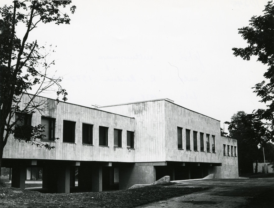 Jõhvi kultuurimaja, tagantvaade. Arhitekt Rein Heiduk