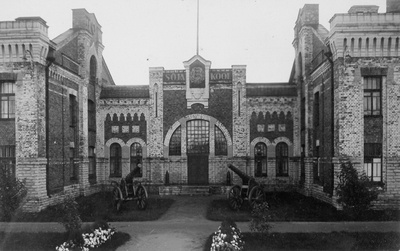 kasarmud  duplicate photo