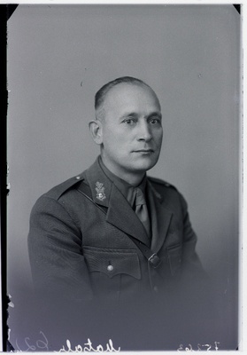 3. diviisi staabiülem kolonel Ants Matsalo (Hans Matson).  duplicate photo