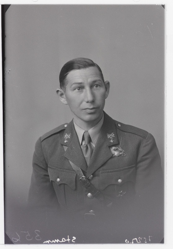 Auto-Tankirügemendi ohvitser kapten Eduard Stamm.