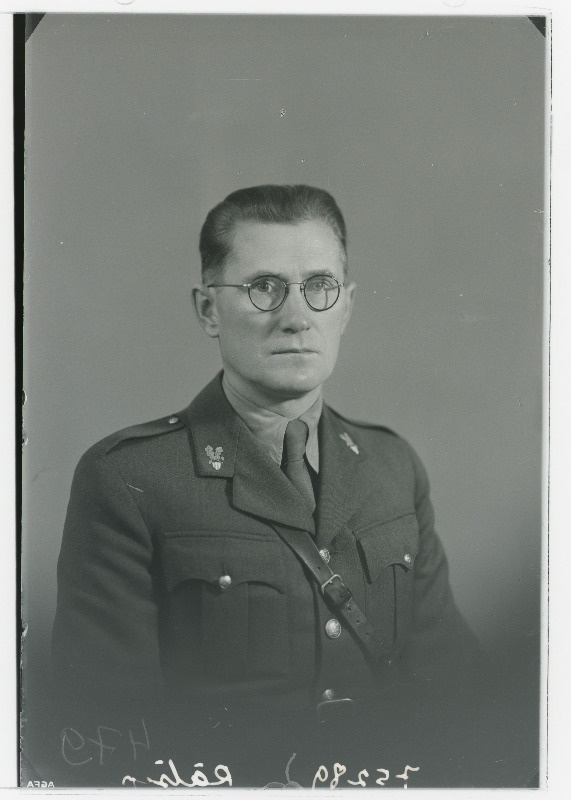 Tallinna garnisoni komandatuuri sõjaväeametnik Johannes Rätsep.