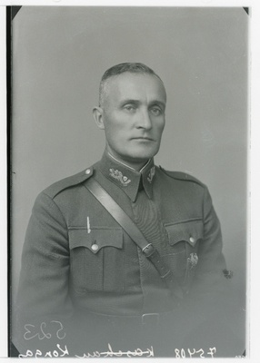 Ratsarügemendi kapten Arvid Johannes Kongas.  duplicate photo