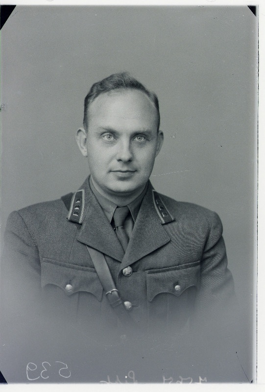 [22.territoriaalse laskurkorpuse 625.kergesuurtükiväepolgu staabiülema abi vanemleitnant Jaan Liiv]