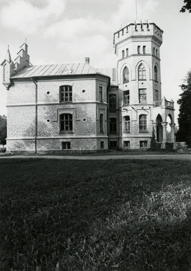 Vasalemma mõisahoone, 2 vaadet hoonele