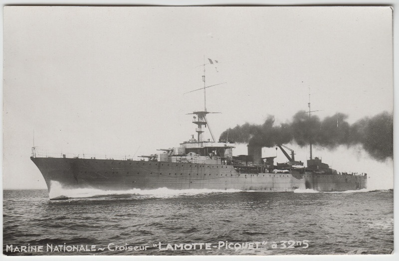 Marine Nationale - Croiseur "Lamorre-Pocquet" a 32n5.