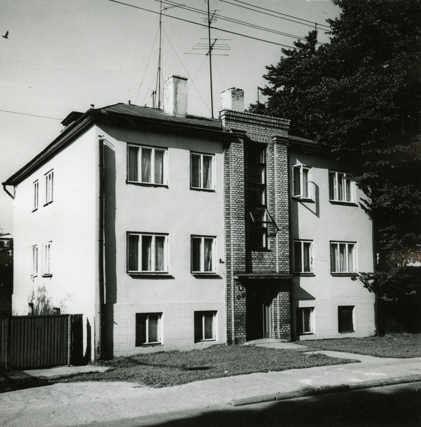 Tallinna-tüüpi korterelamu Roo 15, vaade hoonele. Arhitekt Karl Tarvas