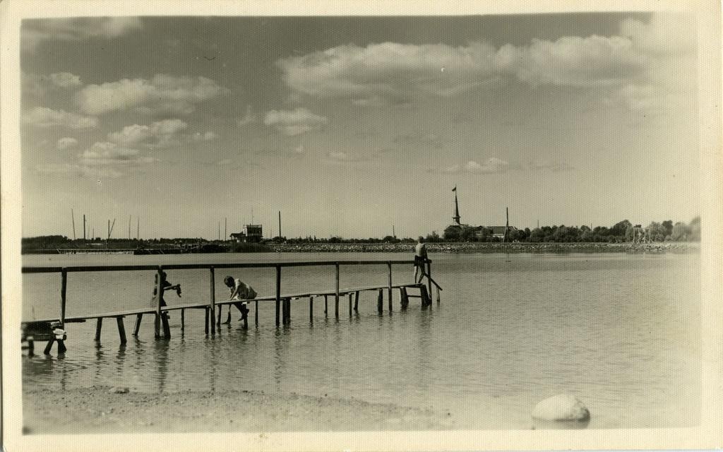 Kuressaare rand ujumissillaga