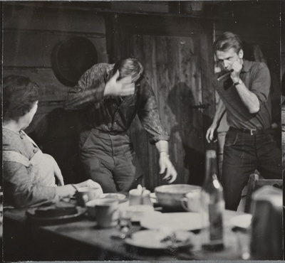 Kaader filmistuudio Tallinnfilm mängufilmist Tütarlaps mustas, vasakult: Kadi - Lisl Lindau, Tanel - Jozas Budraitis ja näitleja Evald Hermaküla.  similar photo