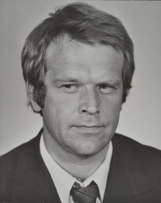 Hermaküla, Evald - näitleja. Mängufilmi Hukkunud Alpinisti hotell Glebsky osatäitjaks soovija.  similar photo