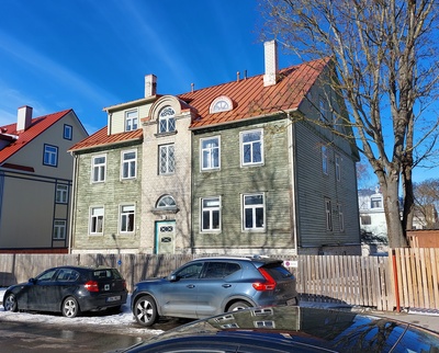 Pelgulinn: elamu Saue 16 rephoto