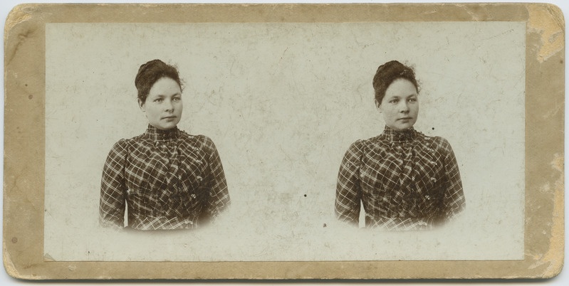 Al. Tavasti abikaasa poolportree